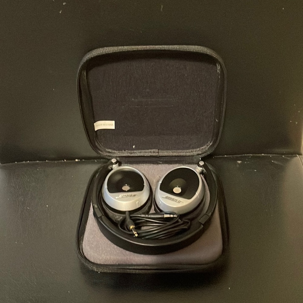 Bose Noise Cancelling Headphones